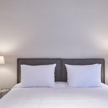 Charitos Iχ, Chic N Modern 2Bd Apt Atene Esterno foto