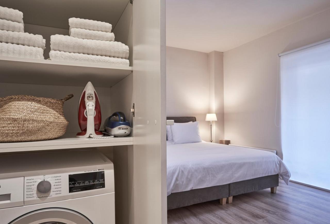 Charitos Iχ, Chic N Modern 2Bd Apt Atene Esterno foto