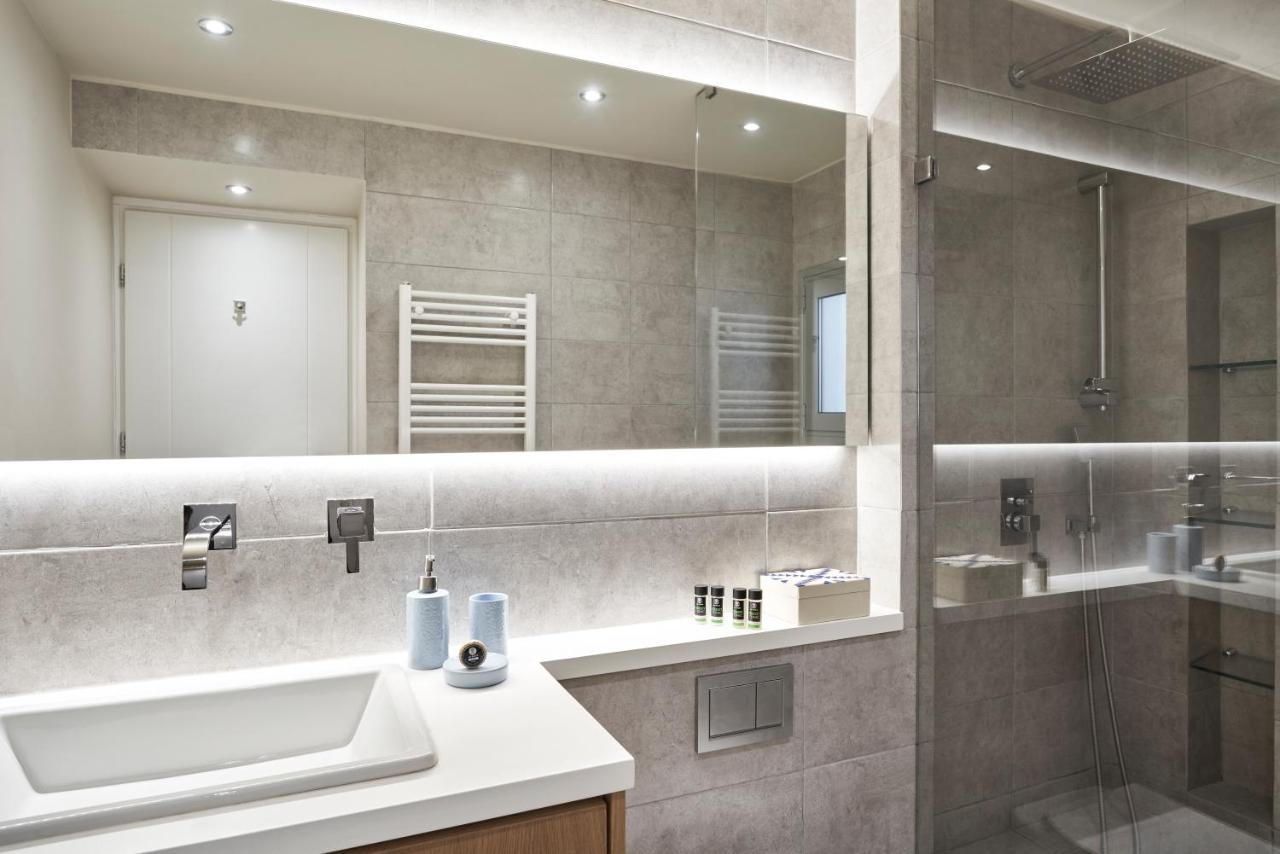 Charitos Iχ, Chic N Modern 2Bd Apt Atene Esterno foto