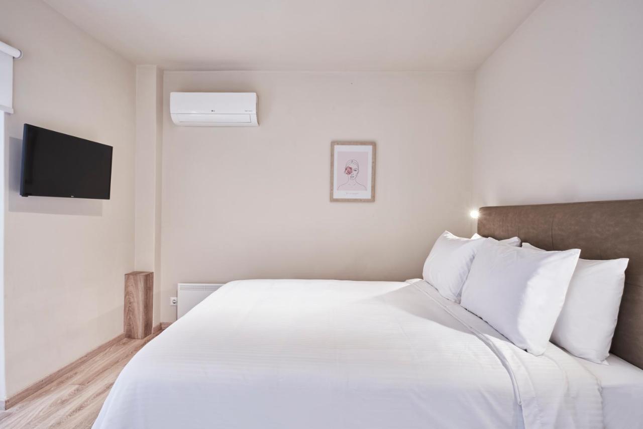 Charitos Iχ, Chic N Modern 2Bd Apt Atene Esterno foto